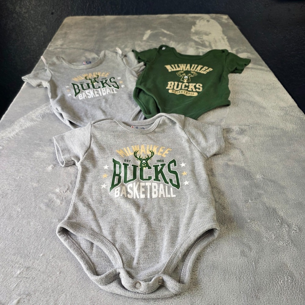 NBA Milwaukee Bucks Infant Bodysuit‎ Bundle  in Green/Gray 12/24M